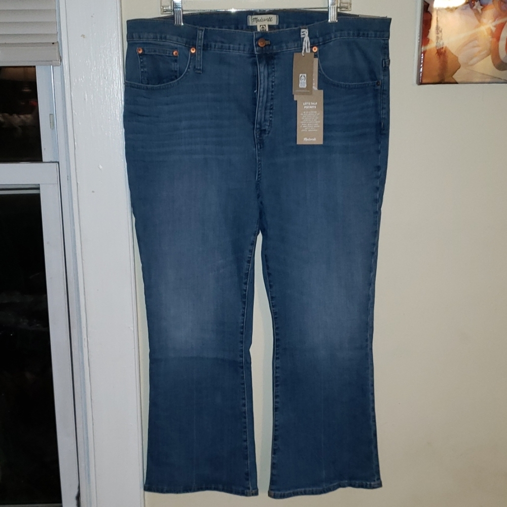 Madewell Plus Cali Demi-Boot Jeans - Size 34 (18W)